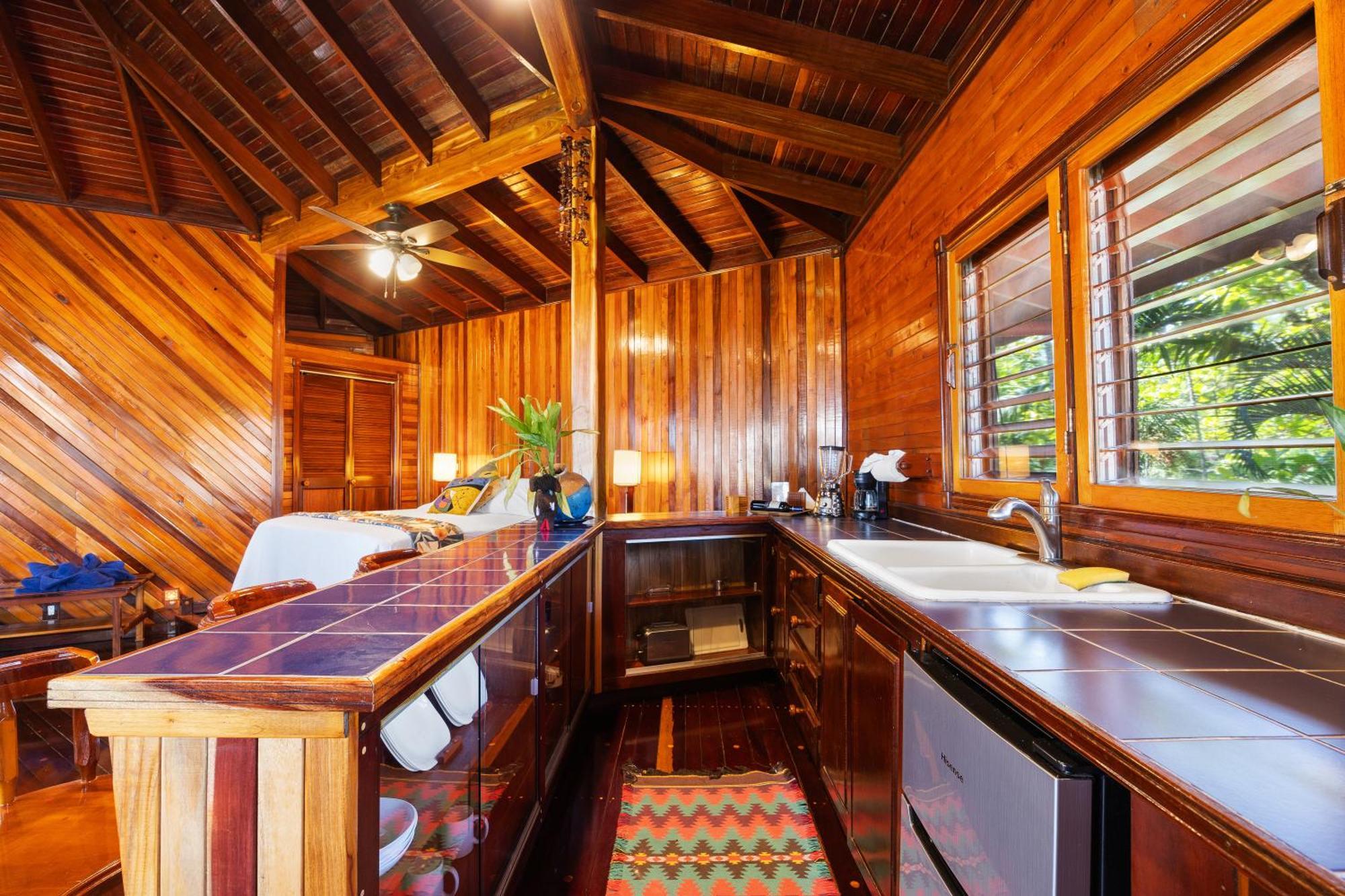 Tambor Tropical Beach Resort- Adults Only Ruang foto